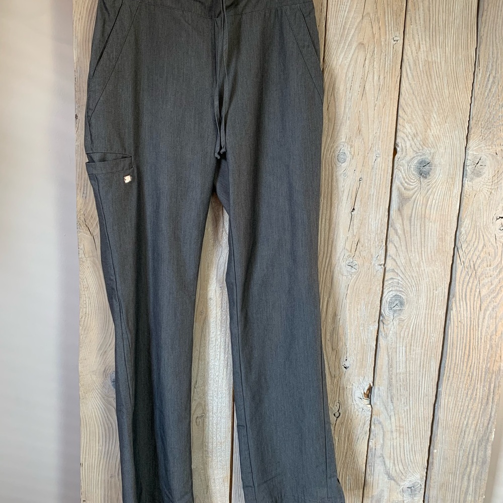 Grey’s Anatomy scrub pants. Size: S.